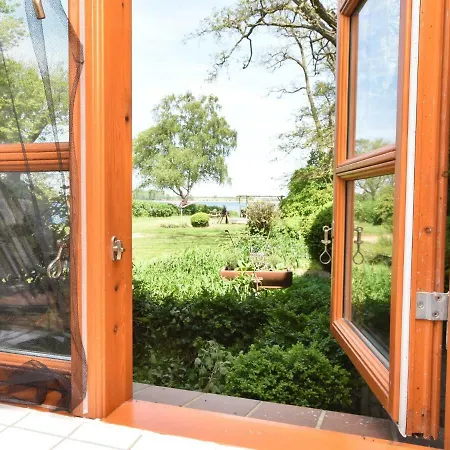 Villa Luxurious Holiday In Stove With Waterfront Gustow (Nordwestmecklenburg)