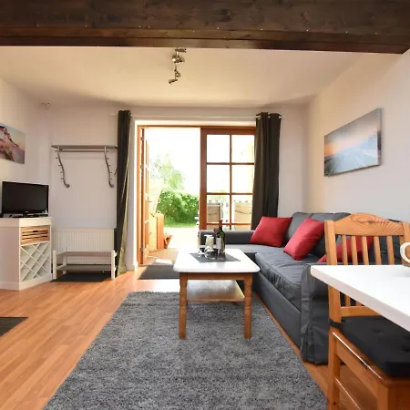 Villa Luxurious Holiday In Stove With Waterfront *